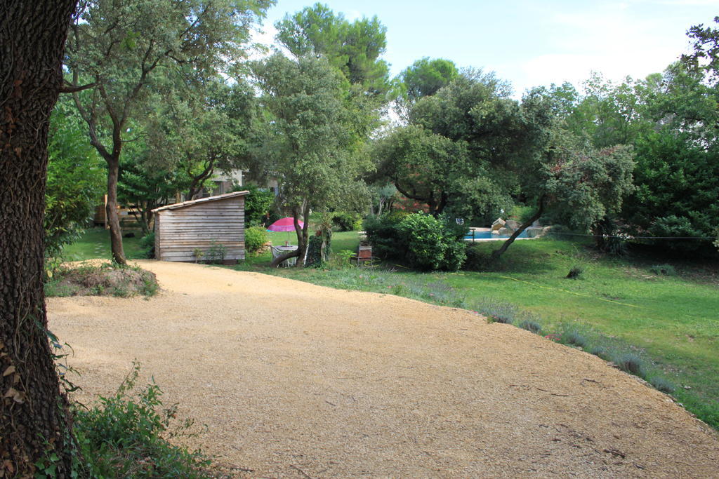 La Bousquatiere Bed and Breakfast Piolenc Buitenkant foto