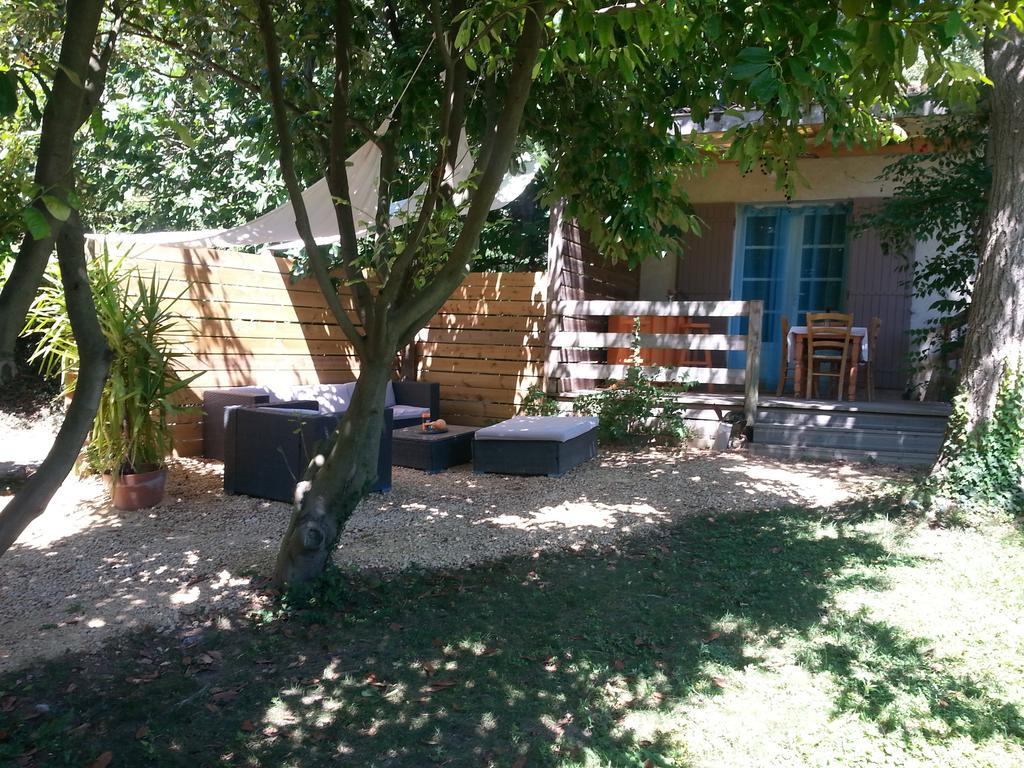 La Bousquatiere Bed and Breakfast Piolenc Buitenkant foto